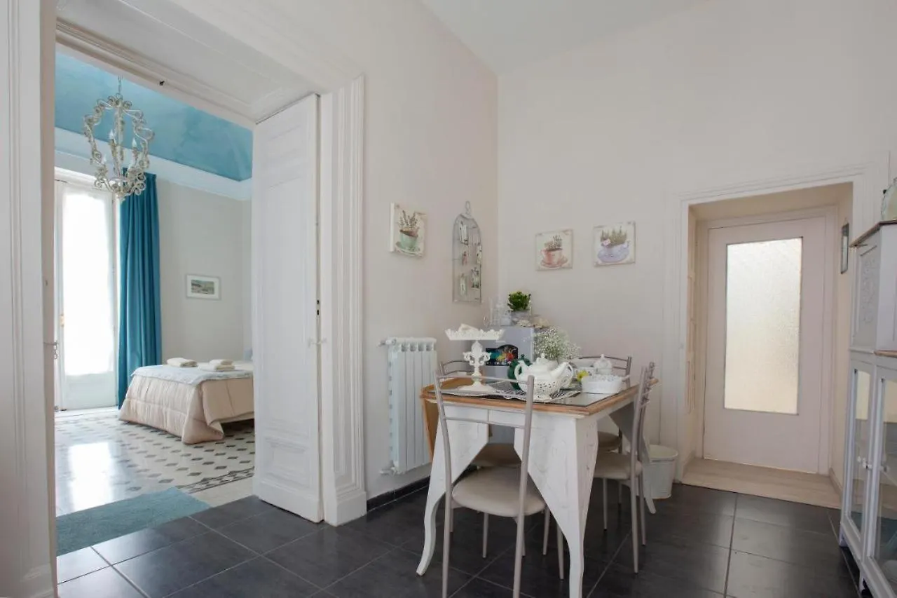 Dimora Donn'Alba Apartment Naples