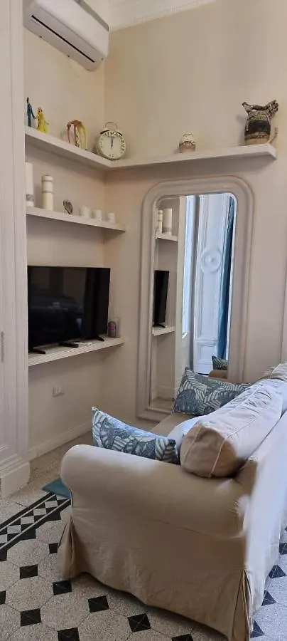 Dimora Donn'Alba Apartment Naples 0*,